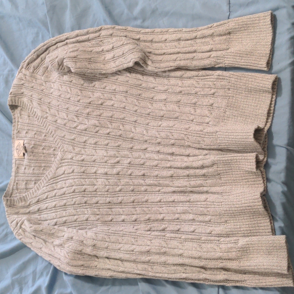 Grey sweater